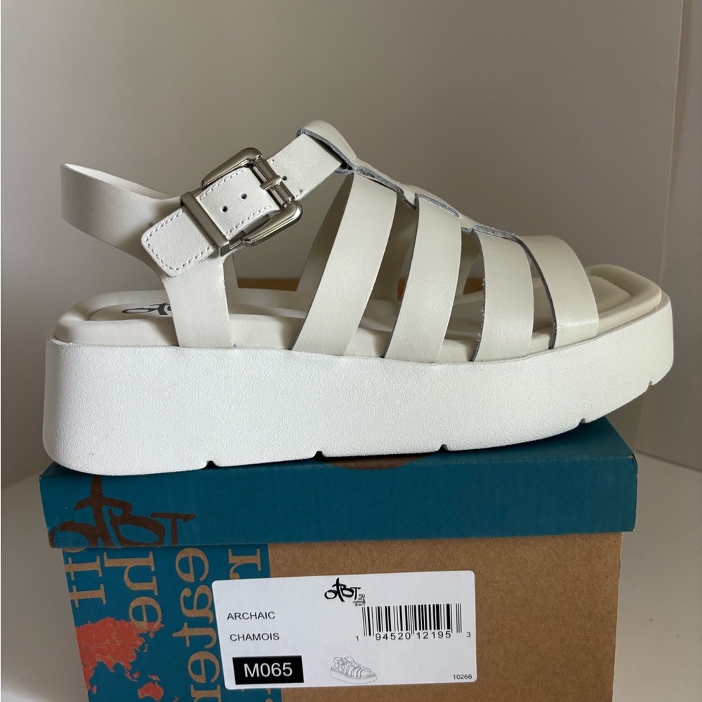 OTBT Chamois White Strappy Platform Sandals